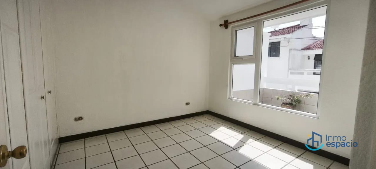 Casa en renta en Km14.5 CAES — Casa en Alquiler en km 11-15, Carretera a El Salvador, Guatemala, Ciudad — foto 9 de 17