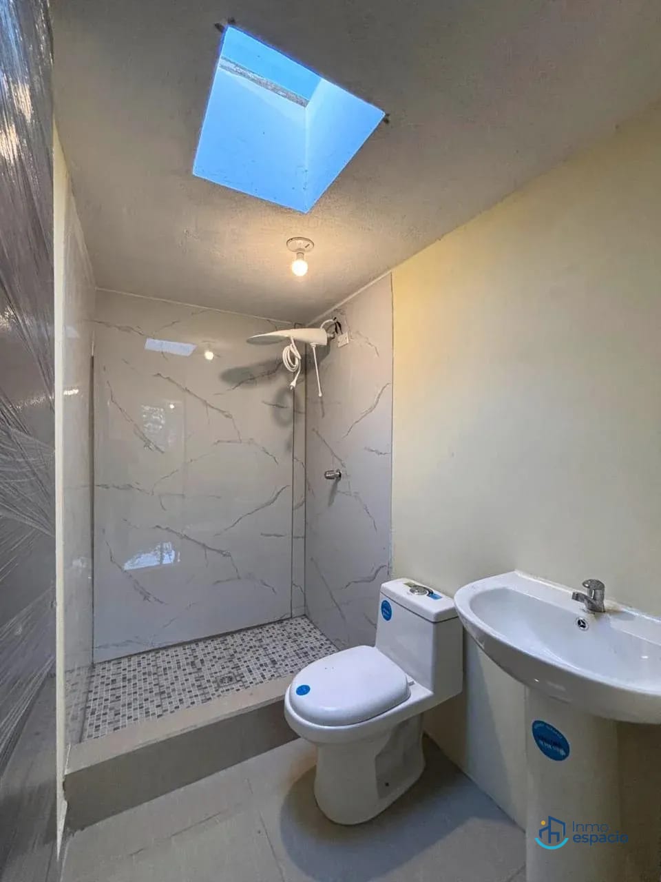🏡 Casa Nueva en Venta – Colonia Panorama, Ciudad San Cristóbal — Casa en Venta en Zona 8 Mixco, Guatemala, Ciudad — foto 2 de 16