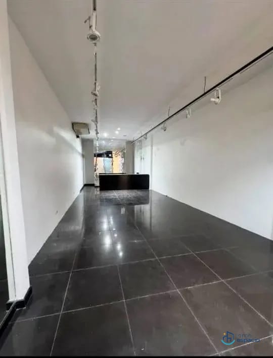 🏢 Local Comercial en Venta – Zona 10 (copia) — Local en Venta en Zona 10, Guatemala, Ciudad — foto 5 de 8