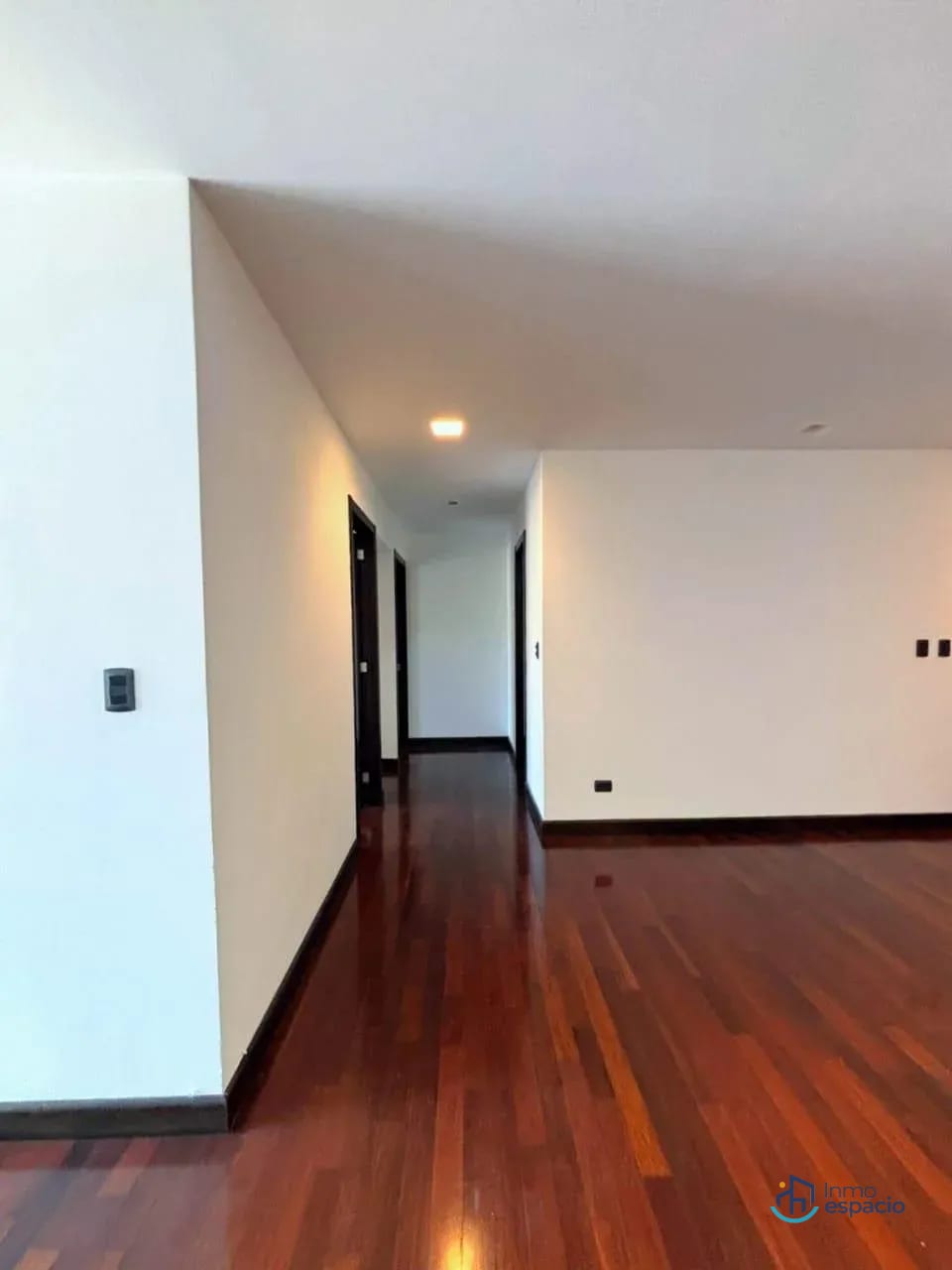 Apartamento en Alquiler – Zona 15 — Apartamento en Alquiler en Midori, Zona 15, Guatemala, Ciudad — foto 8 de 17