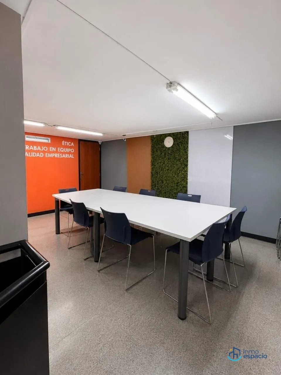 🏢 Propiedad Comercial en Alquiler – Avenida Reforma, Zona 10 — Local en Alquiler en Zona 10, Guatemala, Ciudad — foto 2 de 17