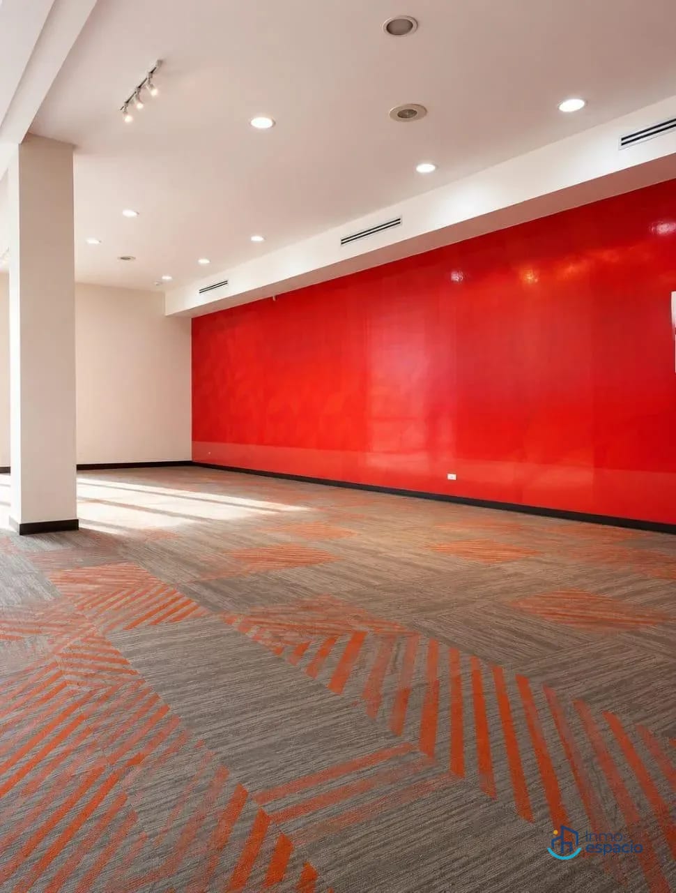 🏢 Propiedad Comercial en Alquiler – Avenida Reforma, Zona 10 — Local en Alquiler en Zona 10, Guatemala, Ciudad — foto 10 de 17