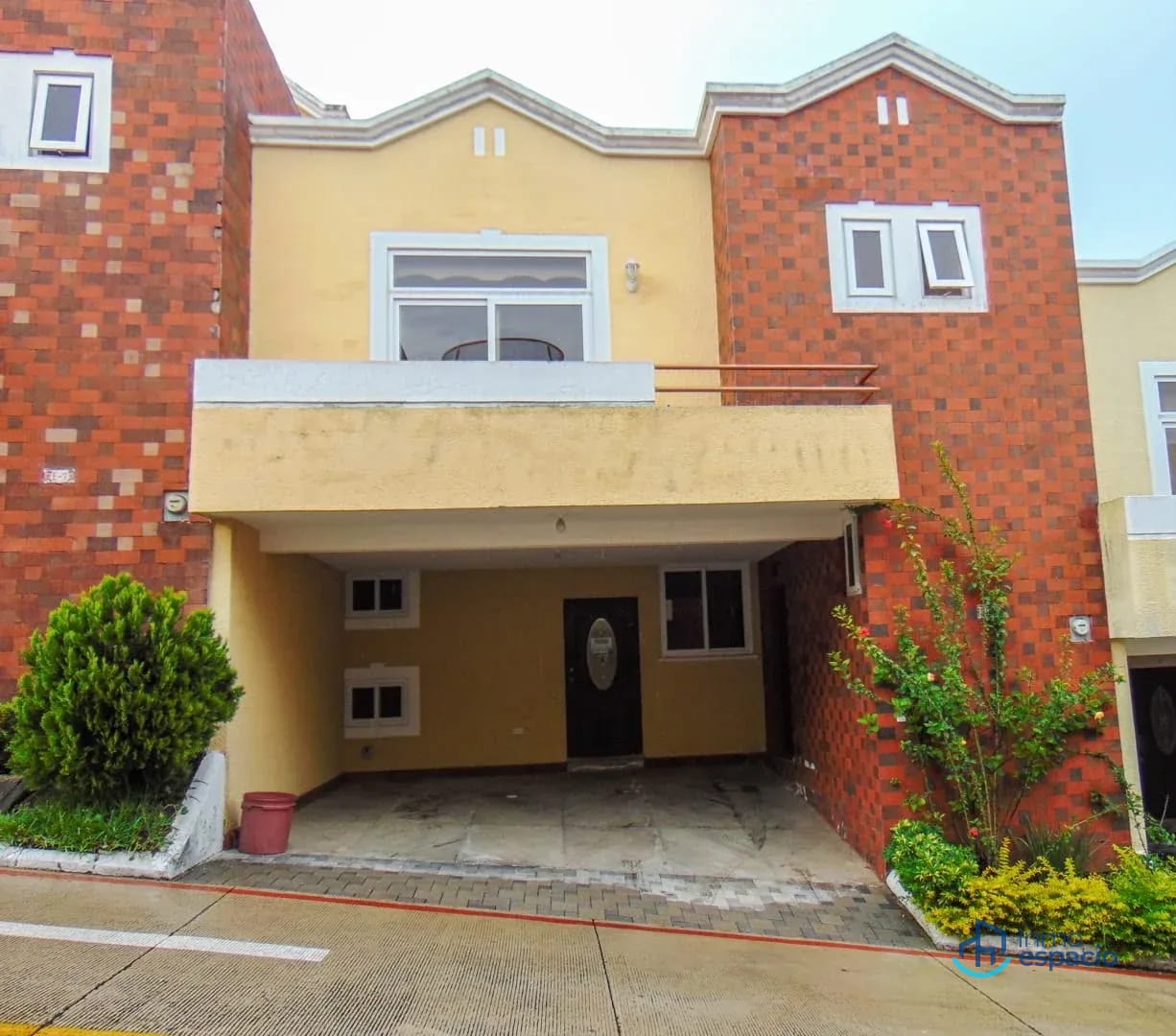 🏡 Casa en Venta – Altos de la Encinal 2 — Casa en Venta en El Encinal, Zona 7 Mixco, Guatemala, Ciudad — foto 1 de 17