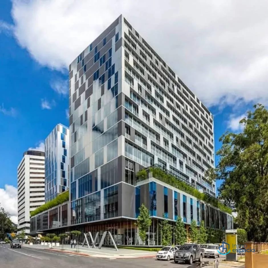 🏢 Oficina en Alquiler – Zona 10 — Oficina en Alquiler en Zona 10, Guatemala, Ciudad — foto 1 de 17