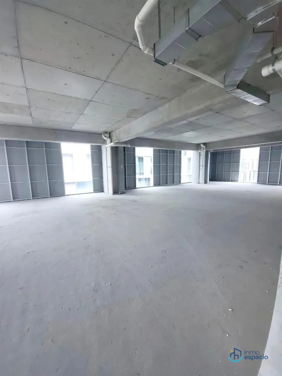 🏢 Oficina en Alquiler – Zona 10 — Oficina en Alquiler en Zona 10, Guatemala, Ciudad — foto 11 de 17