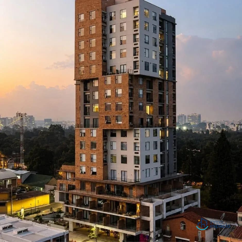 Apartamento en Alquiler | Zona 10 Ciudad Vieja — Apartamento en Alquiler en Zona 15, Guatemala, Ciudad — foto 1 de 8