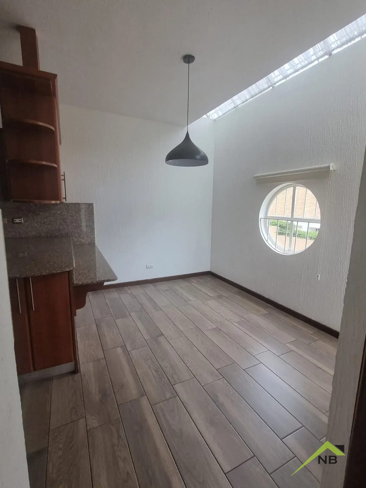 Casa de 3 niveles en Renta Elgin Zona 13 — Casa en Alquiler en Elgin, Zona 13, Guatemala, Ciudad — foto 5 de 16