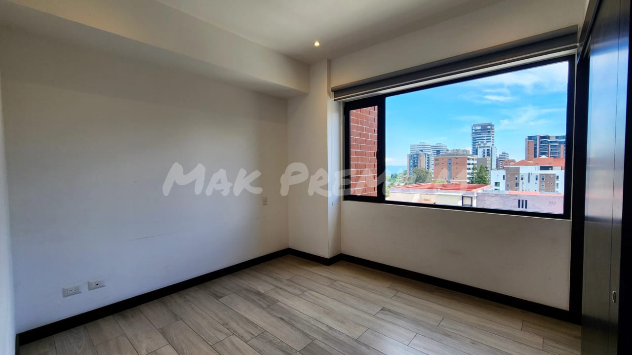 Rento Novus z14 2 hab 2 baños 2 parqueos balcón bodega — Apartamento en Alquiler en Novus, Zona 14, Guatemala, Ciudad — foto 5 de 11