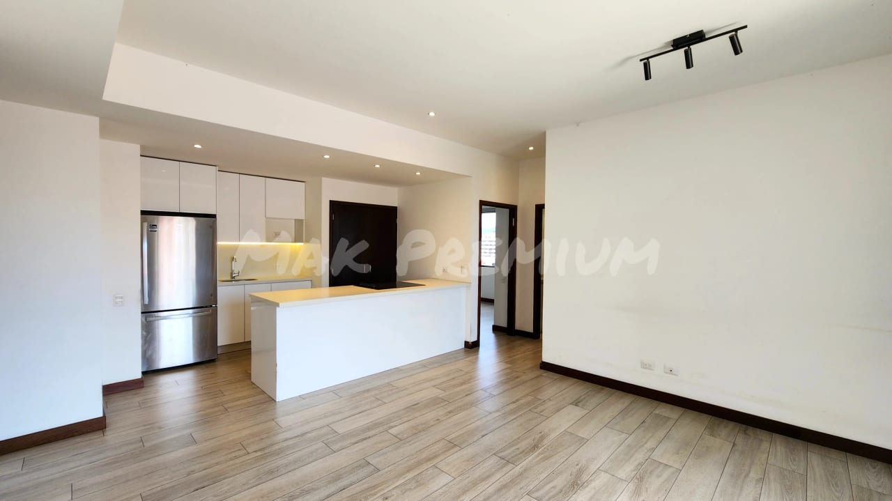 Rento Novus z14 2 hab 2 baños 2 parqueos balcón bodega — Apartamento en Alquiler en Novus, Zona 14, Guatemala, Ciudad — foto 1 de 11