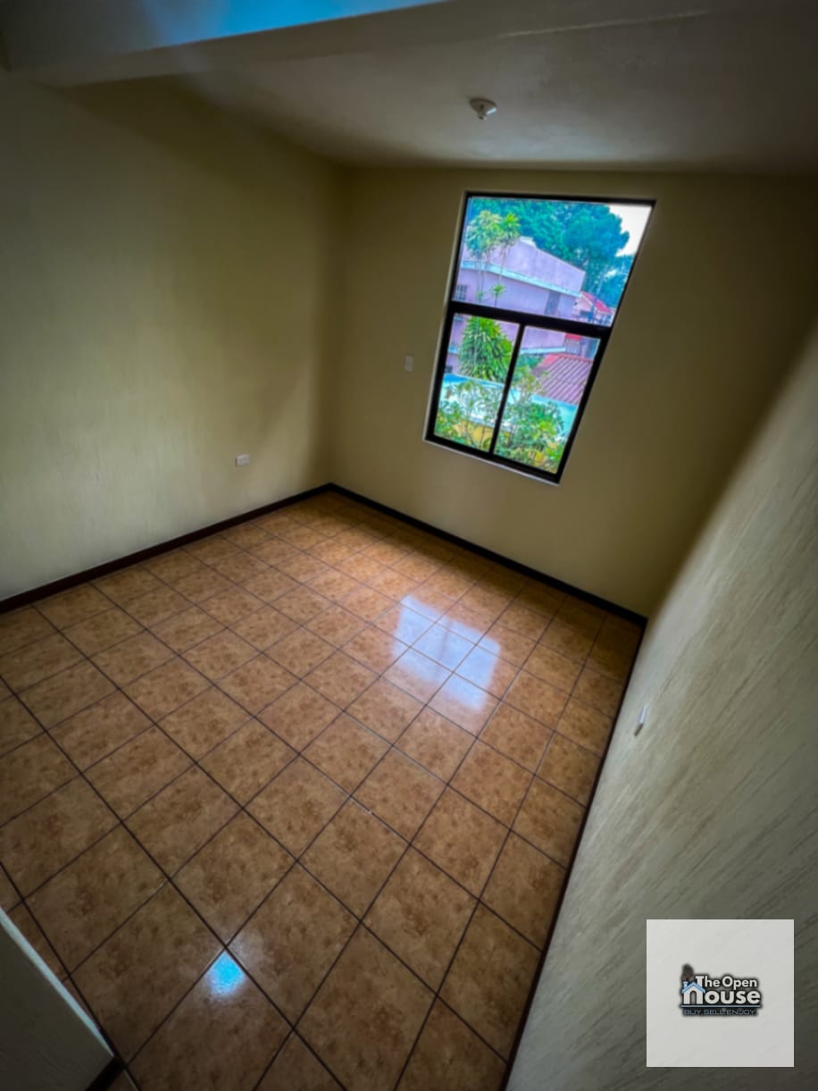 Casa en Venta en Condominio Pinares de San Cristóbal — Casa en Venta en Pinares de San Cristobal, Zona 8 Mixco, Guatemala, Ciudad — foto 7 de 16