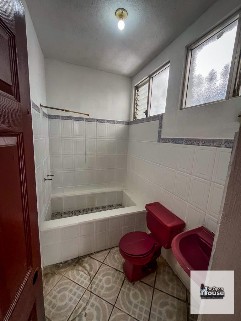 Casa en Venta – Residencial de Maestros, Zona 17 — Casa en Alquiler en Zona 17, Guatemala, Ciudad — foto 11 de 16