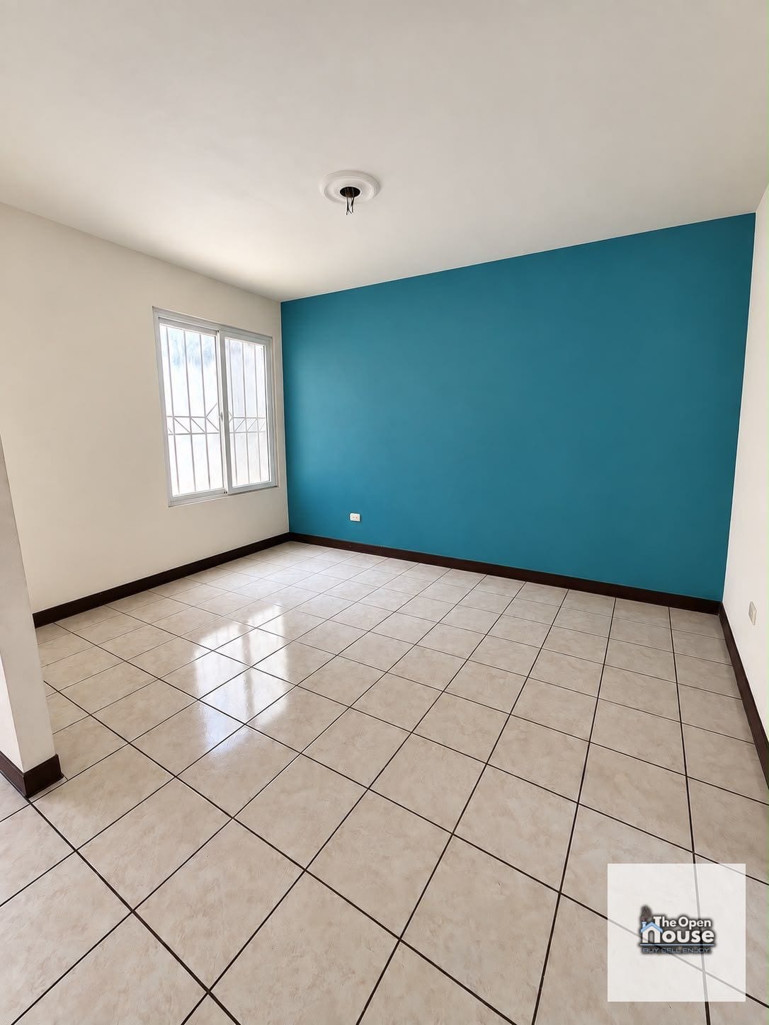 Venta de Propiedad – Fuentes del Valle 1 Chinautla — Casa en Venta en Chinautla, Guatemala, Ciudad — foto 1 de 6