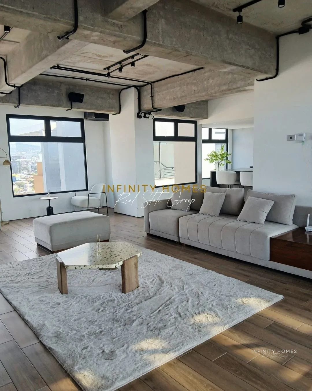 APARTAMENTO EN RENTA INARA Cuatro Norte — Torre Sara, Zona 4 — Apartamento en Alquiler en Inara Cuatro Norte, Zona 4, Guatemala, Ciudad — foto 1 de 15