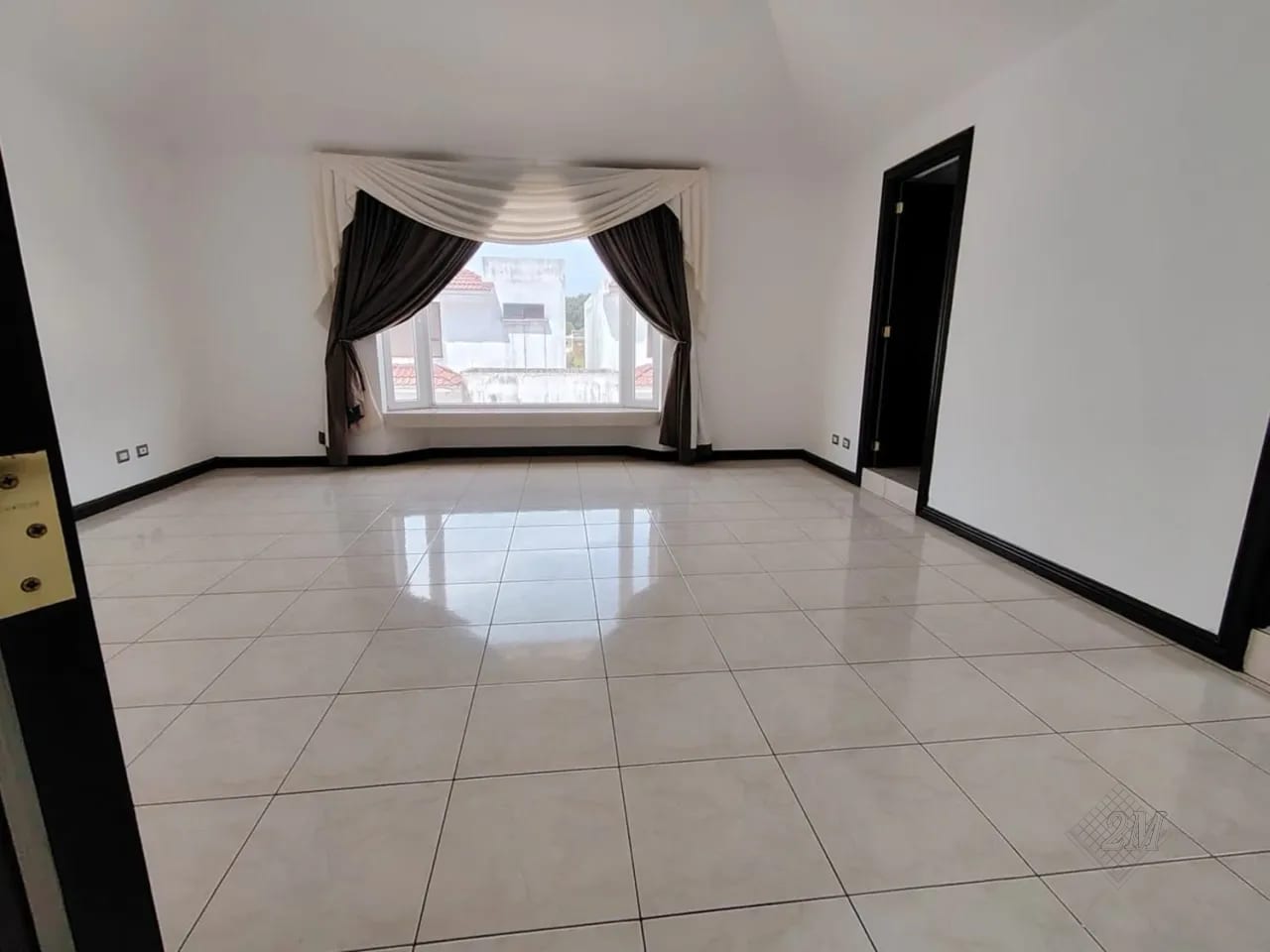 CAES KM 19.4, Villas el Pinar, Atrás de Starbucks, Fraijanes, Casa en Venta — Casa en Venta en Villas del Pinar, Carretera a El Salvador, Guatemala, Ciudad — foto 12 de 14