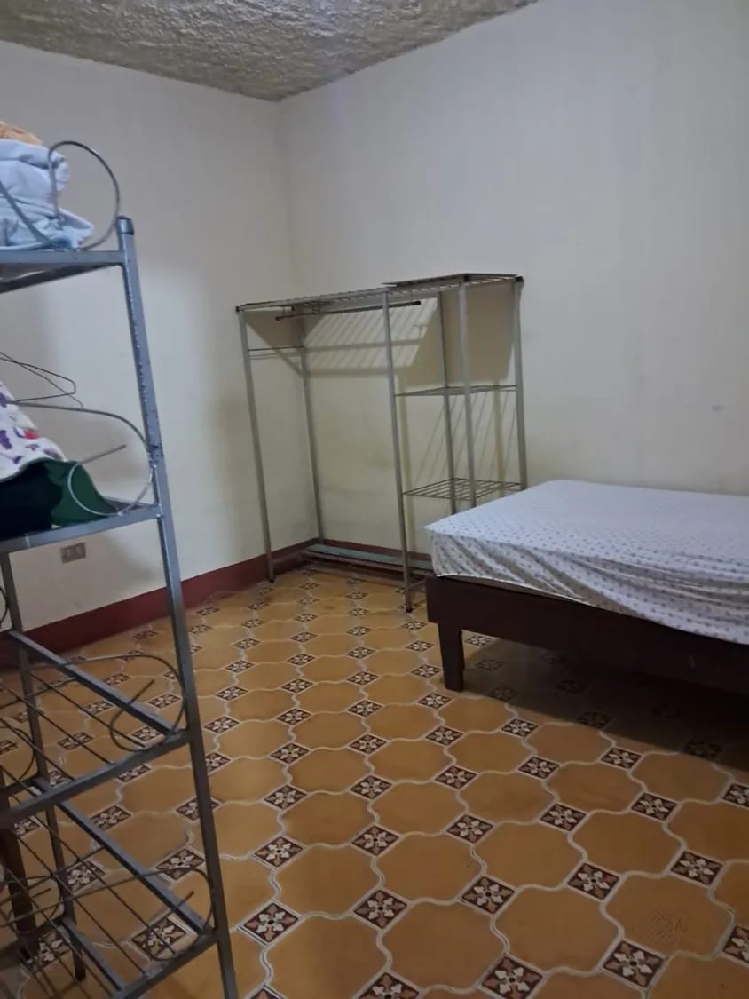 Zona 5, Colonia Abril, Casa Fuera de Garita en Venta — Casa en Venta en Colonia Abril, Zona 5, Guatemala, Ciudad — foto 1 de 8