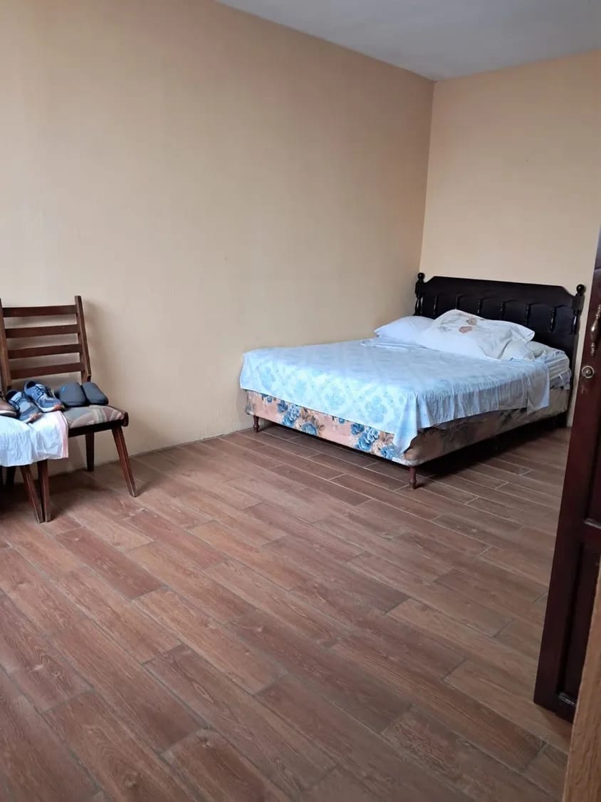 Zona 5, Colonia Abril, Casa Fuera de Garita en Venta — Casa en Venta en Colonia Abril, Zona 5, Guatemala, Ciudad — foto 2 de 8