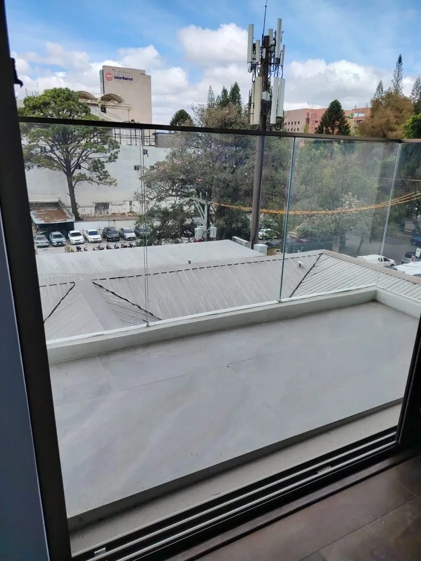 Zona 10, Edificio Atarah, Vendo Bonito Apartamento — Apartamento en Venta en Atarah, Zona 10, Guatemala, Ciudad — foto 6 de 11