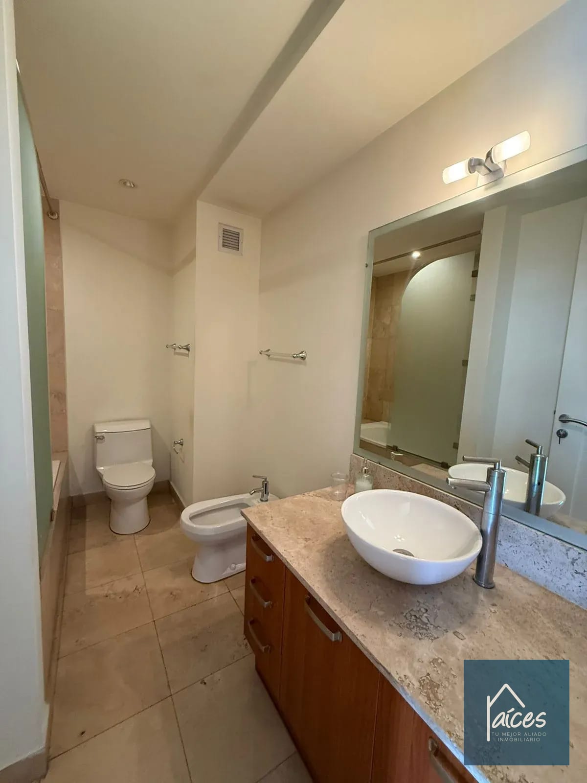 Apartamento en renta ATRIUM Zona 10 (D) — Apartamento en Alquiler en Zona 10, Guatemala, Ciudad — foto 10 de 17