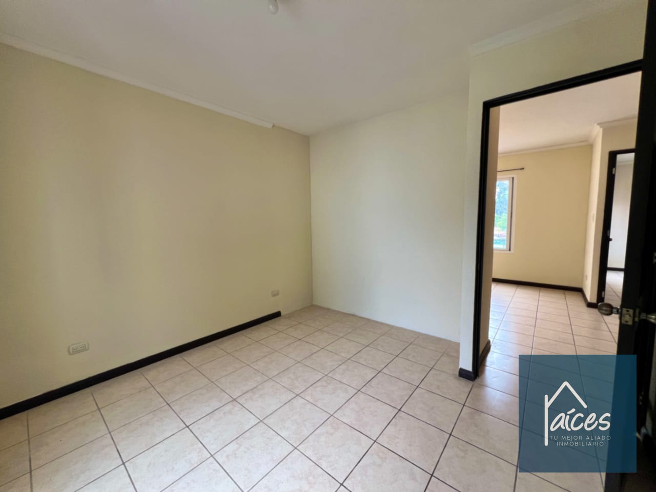 Casa en Venta en HACIENDA DE LAS FLORES, Villa Nueva (D) — Casa en Venta en Villa Nueva, Guatemala, Ciudad — foto 11 de 17