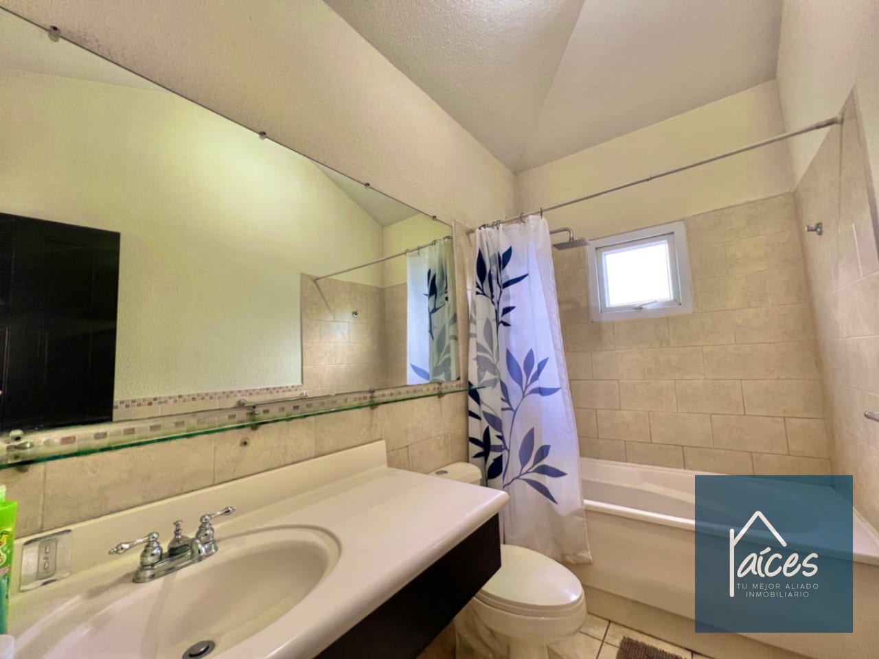 Casa en Venta en HACIENDA DE LAS FLORES, Villa Nueva (D) — Casa en Venta en Villa Nueva, Guatemala, Ciudad — foto 15 de 17
