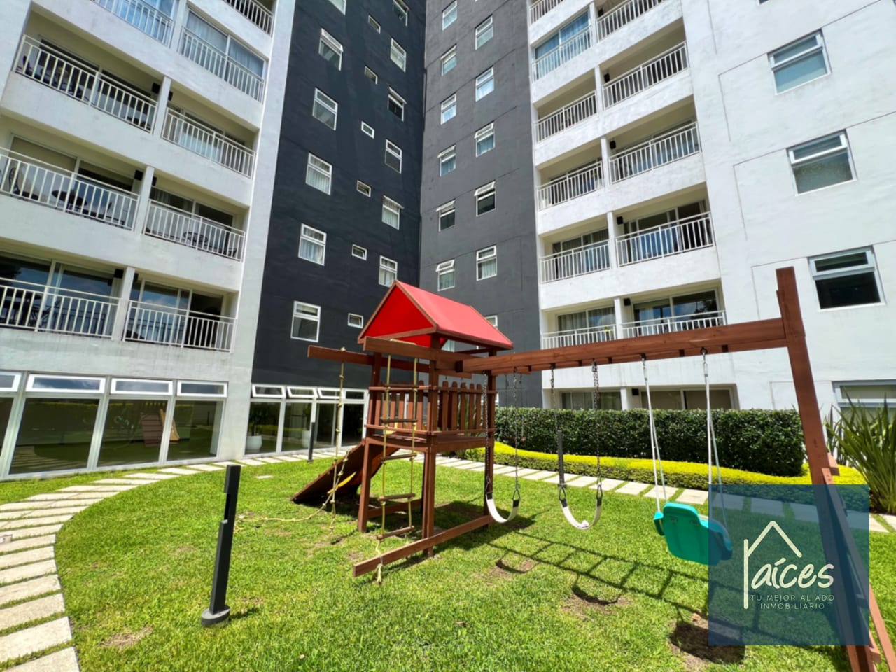 Apartamento en Renta TORRE PAMPLONA 1a CALLE Zona 13 (D) — Apartamento en Alquiler en Torre Pamplona 1ra Calle, Zona 13, Guatemala, Ciudad — foto 2 de 17