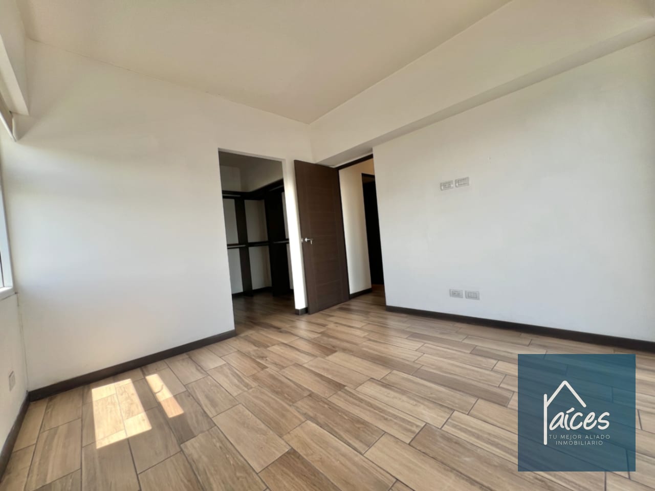 Apartamento en Renta TORRE PAMPLONA 1a CALLE Zona 13 (D) — Apartamento en Alquiler en Torre Pamplona 1ra Calle, Zona 13, Guatemala, Ciudad — foto 12 de 17