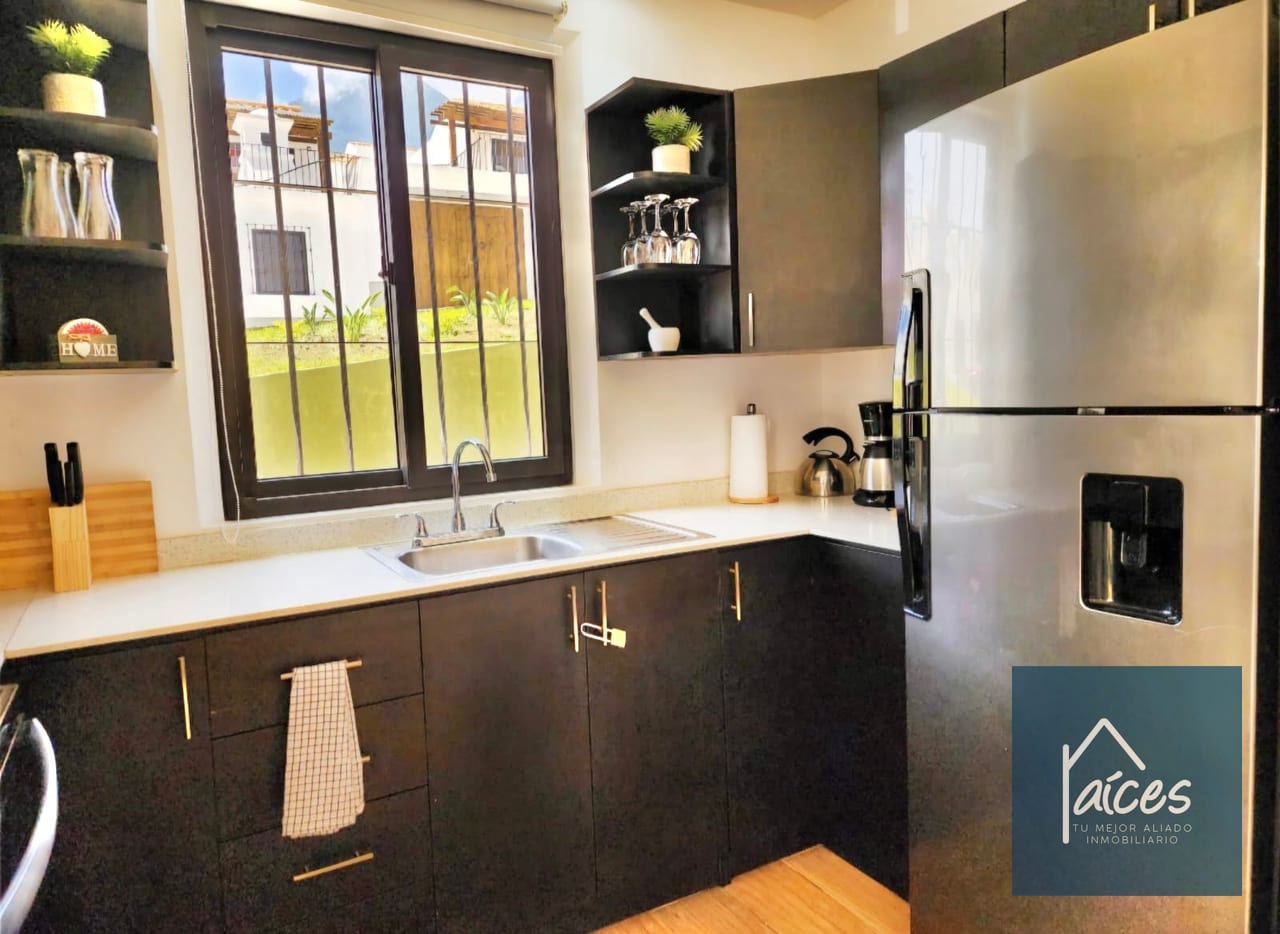 Casa Amueblada en Venta en BARRIOS COLONIALES, Antigua, Sacatepequez (D) — Casa en Venta en Antigua, Sacatepéquez — foto 6 de 14