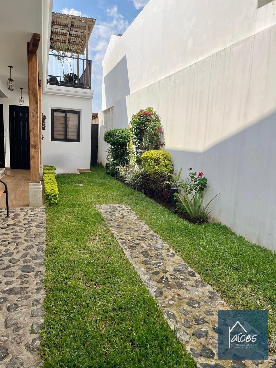 Casa Amueblada en Venta en BARRIOS COLONIALES, Antigua, Sacatepequez (D) — Casa en Venta en Antigua, Sacatepéquez — foto 8 de 14