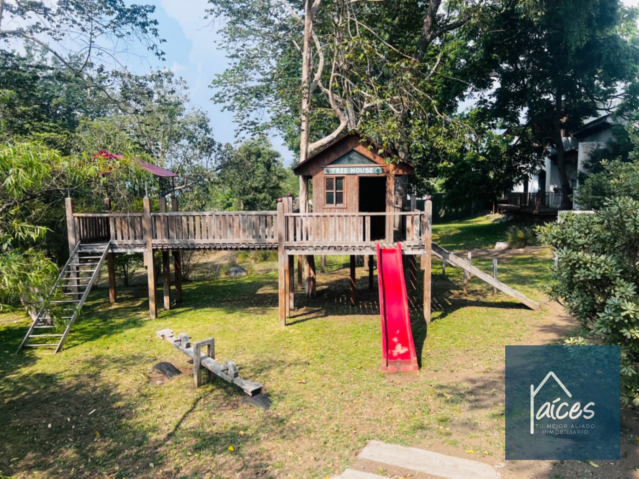 Casa Amueblada en Renta en SANTA DELFINA, Antigua, Sacatepequez (*20) — Casa en Alquiler en Santa Delfina, Antigua, Sacatepéquez — foto 1 de 14