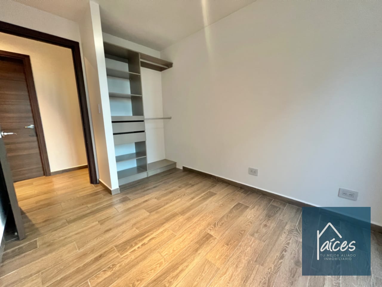 Apartamento en Renta PARQUE 15 Zona 15 (*20) — Apartamento en Alquiler en Parque 15, Zona 15, Guatemala, Ciudad — foto 16 de 17