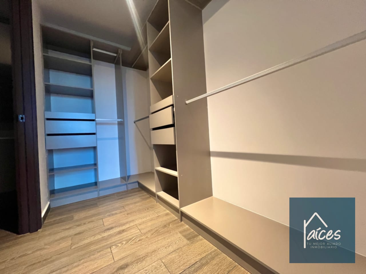 Apartamento en Renta PARQUE 15 Zona 15 (*20) — Apartamento en Alquiler en Parque 15, Zona 15, Guatemala, Ciudad — foto 14 de 17