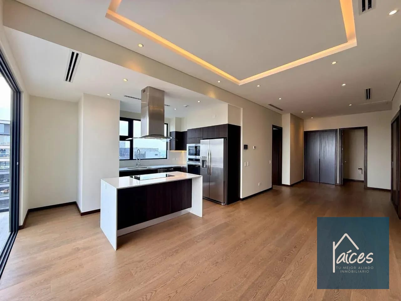 Apartamento En Venta en SANTA SOFIA 7ma avenida zona 10 (*20) — Apartamento en Venta en Santa Sofía 7AV, Zona 10, Guatemala, Ciudad — foto 2 de 16