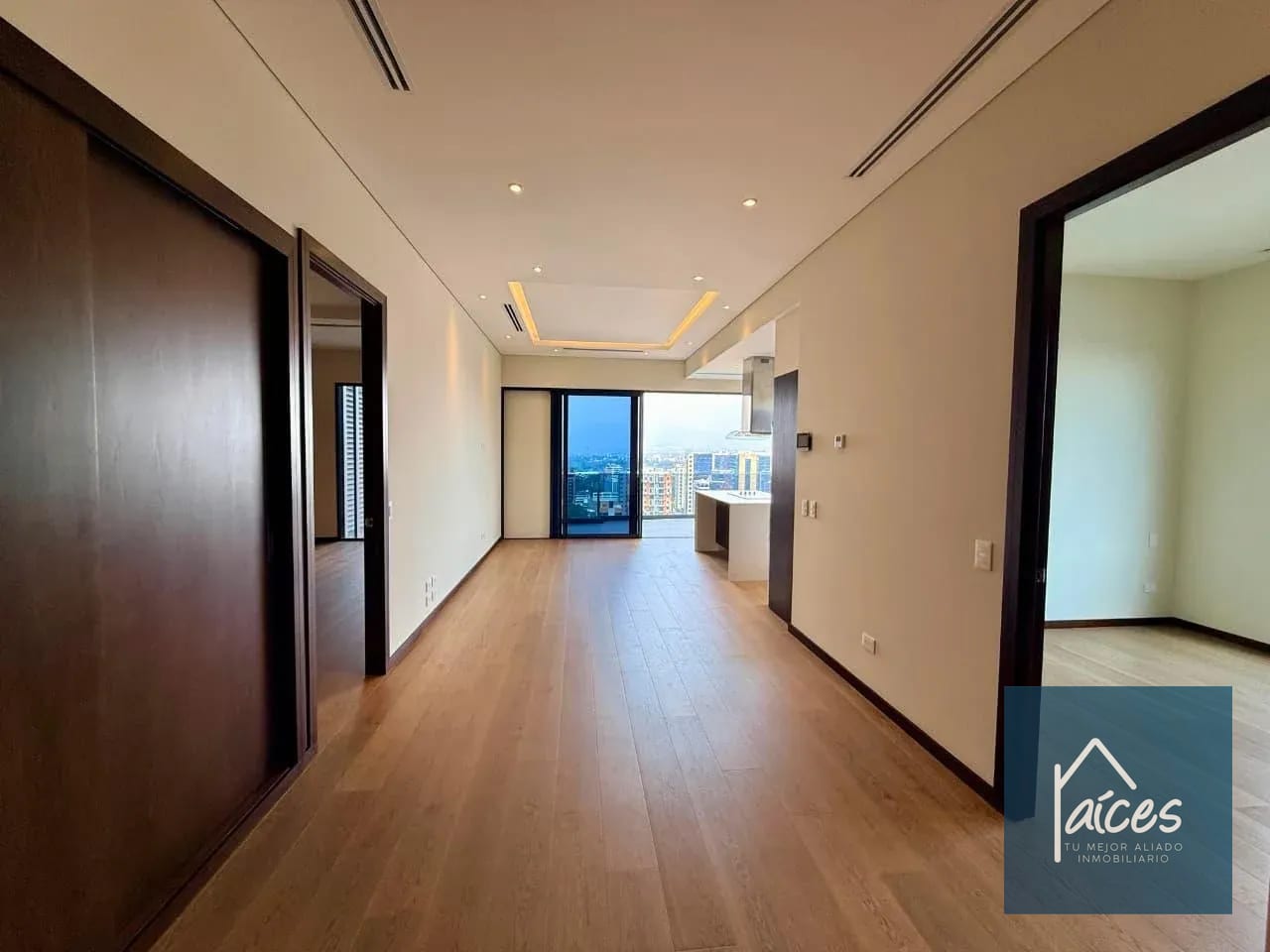 Apartamento En Venta en SANTA SOFIA 7ma avenida zona 10 (*20) — Apartamento en Venta en Santa Sofía 7AV, Zona 10, Guatemala, Ciudad — foto 1 de 16