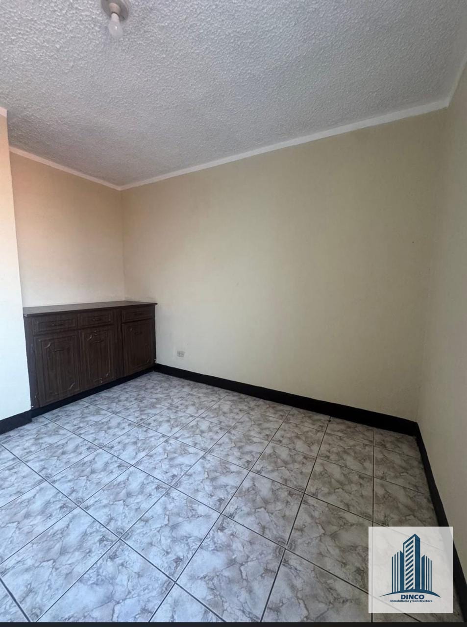 Vendo Casa de Un Nivel en San Cristóbal — Casa en Venta en Zona 8 Mixco, Guatemala, Ciudad — foto 4 de 6