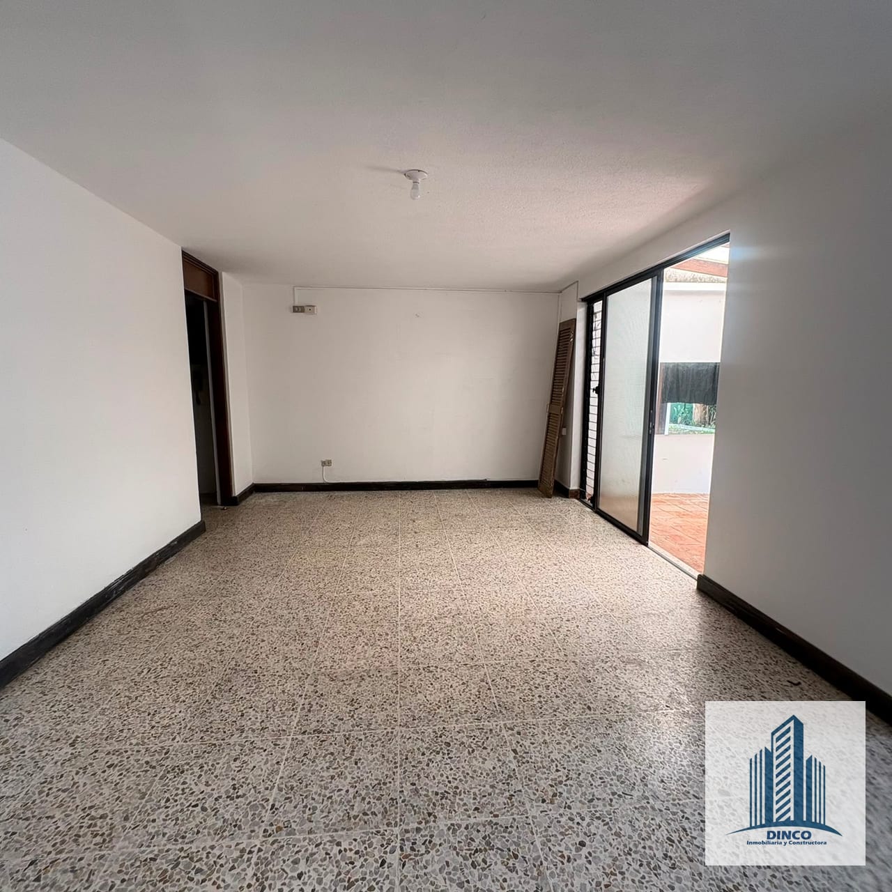 Alquilo Casa Para Oficinas en VH2 Zona 15 — Casa en Alquiler en Vista Hermosa II, Zona 15, Guatemala, Ciudad — foto 4 de 7