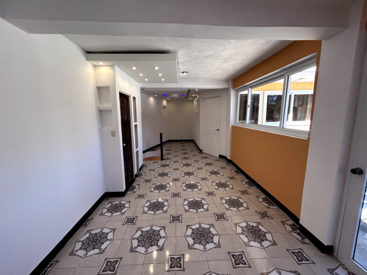 Casa con Salón Social en San Lucas Sacatepéquez — Casa en Venta en San Lucas Sacatepéquez, Sacatepéquez — foto 9 de 17
