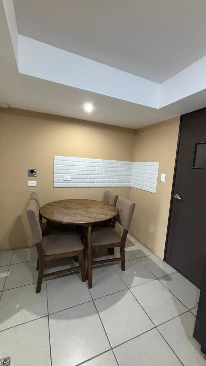 Apartamento en Venta Condominio Alegría (Amueblado) Condado El Naranjo. Alameda Norte — Apartamento en Venta en Condado Naranjo, Zona 4 Mixco, Guatemala, Ciudad — foto 7 de 13