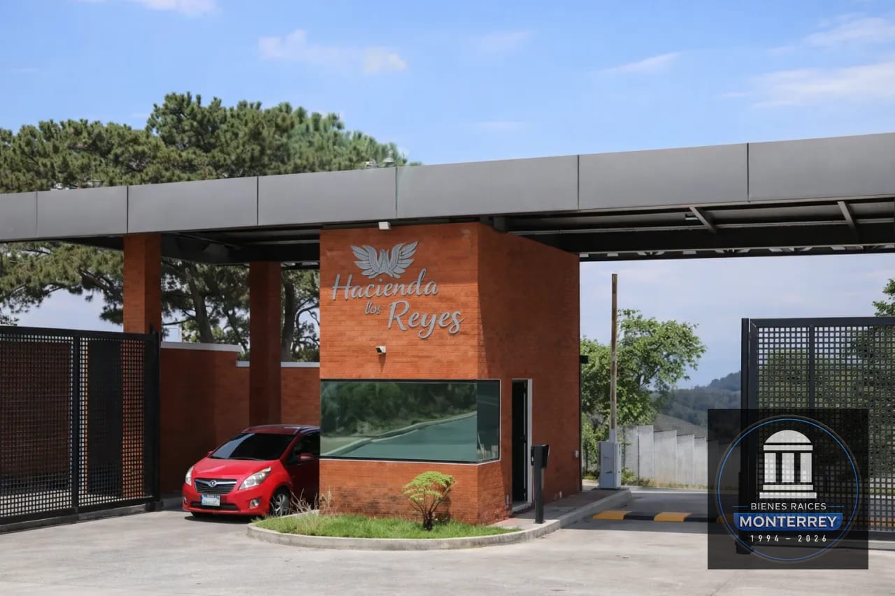 4 Lotes Juntos en Venta | Carretera a San Pedro Ayampuc — Terreno en Venta en San Pedro Ayampuc, Guatemala, Ciudad — foto 1 de 9