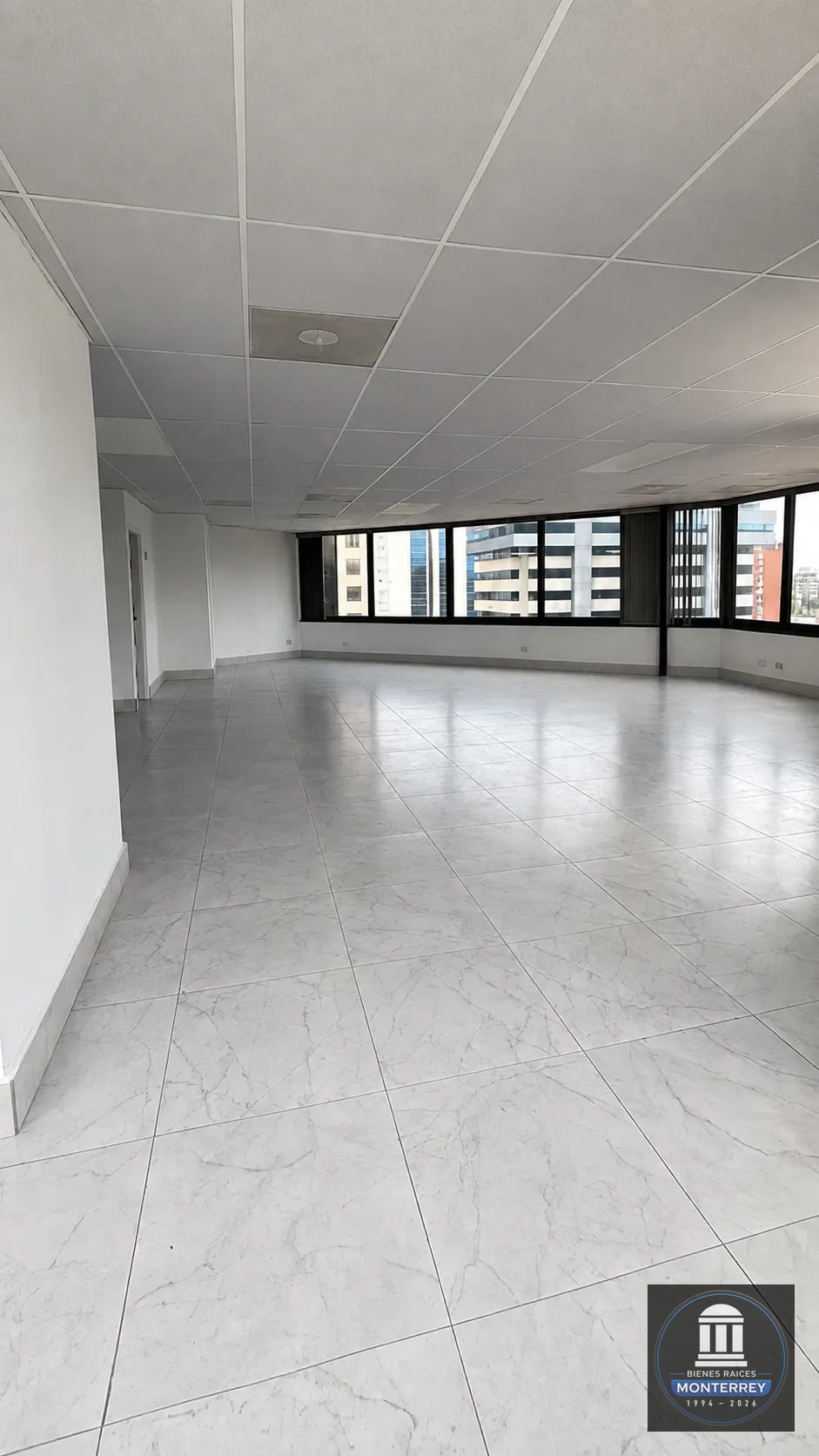 Oficina en Alquiler 185 Metros Cuadrados | Murano Center | Zona 10 — Oficina en Alquiler en Murano Center, Zona 10, Guatemala, Ciudad — foto 8 de 17
