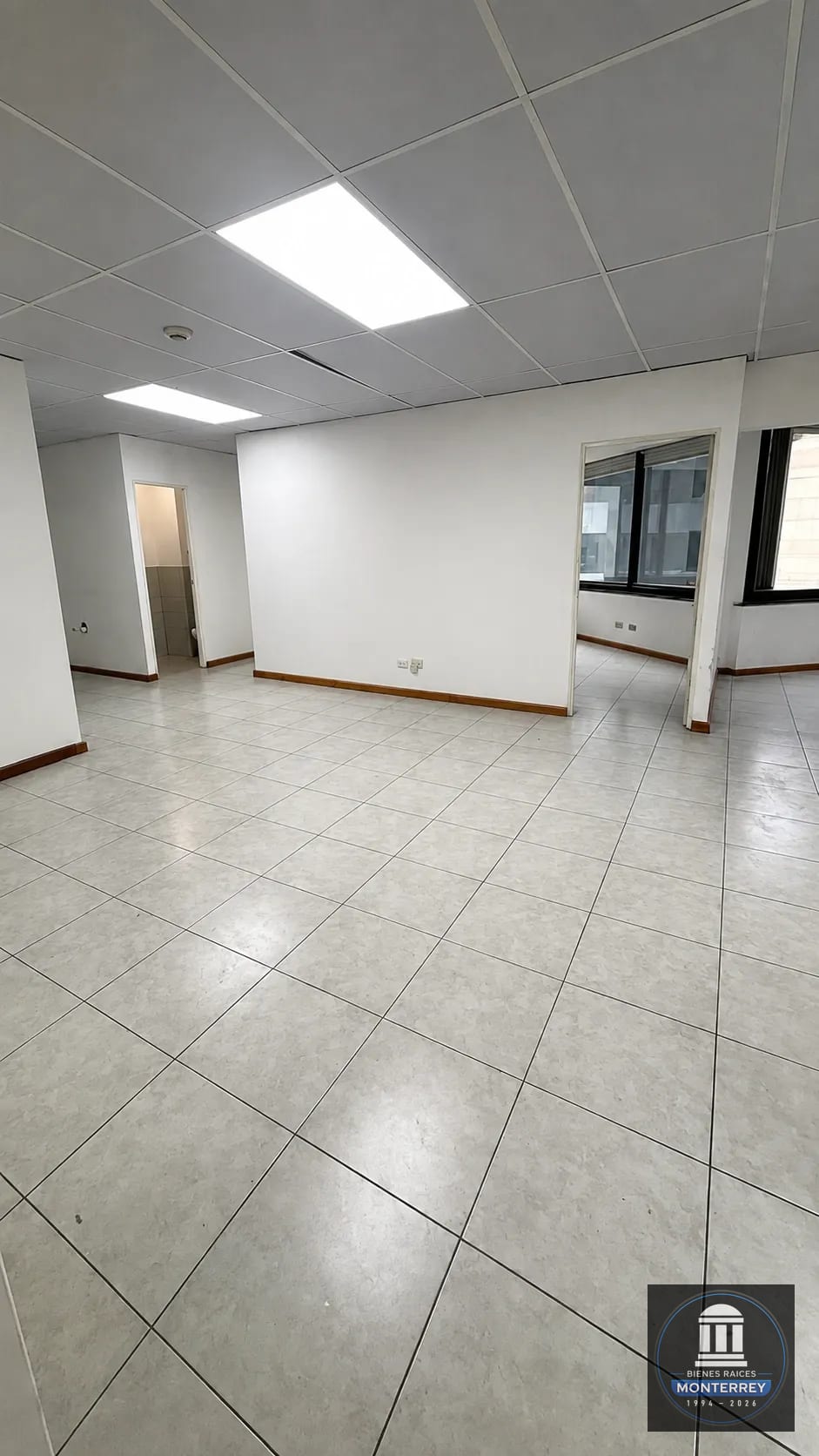 Oficina en Alquiler 267 Metros Cuadrados | Murano Center | Zona 10 — Oficina en Alquiler en Murano Center, Zona 10, Guatemala, Ciudad — foto 9 de 17