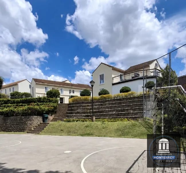 Casa en Renta | San Esteban Condado el Naranjo | Zona 4 de Mixco — Casa en Alquiler en Zona 4 Mixco, Guatemala, Ciudad — foto 14 de 17