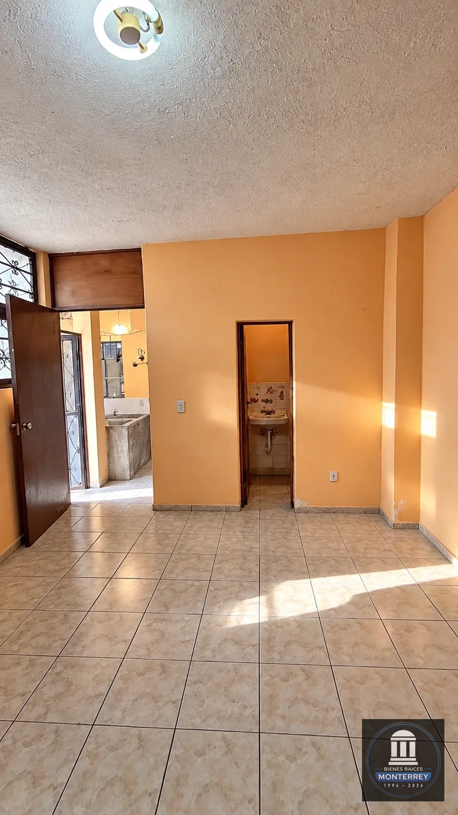 Casa con 4 Apartamentos en Venta | Barrio Moderno | Zona 2 Guatemala — Casa en Venta en Zona 2, Guatemala, Ciudad — foto 9 de 17