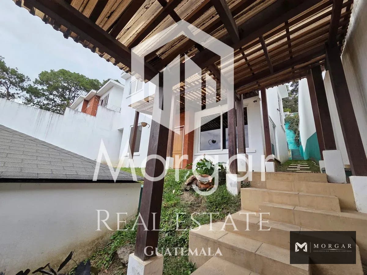Casa en alquiler en Zona 16 de 4 dormitorios en $ 1,600 — Casa en Alquiler en Zona 16, Guatemala, Ciudad — foto 1 de 12