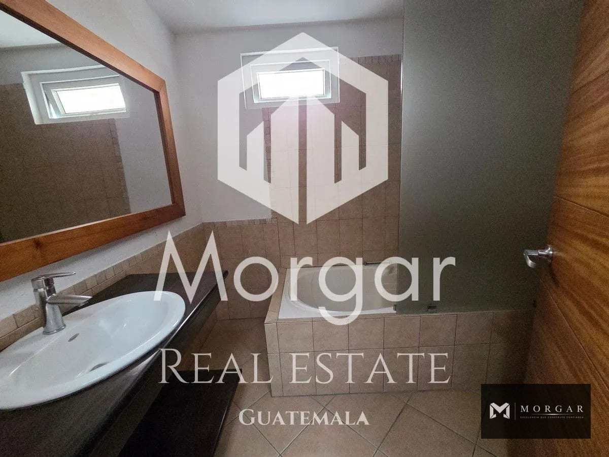 Casa en alquiler en Zona 16 de 4 dormitorios en $ 1,600 — Casa en Alquiler en Zona 16, Guatemala, Ciudad — foto 10 de 12
