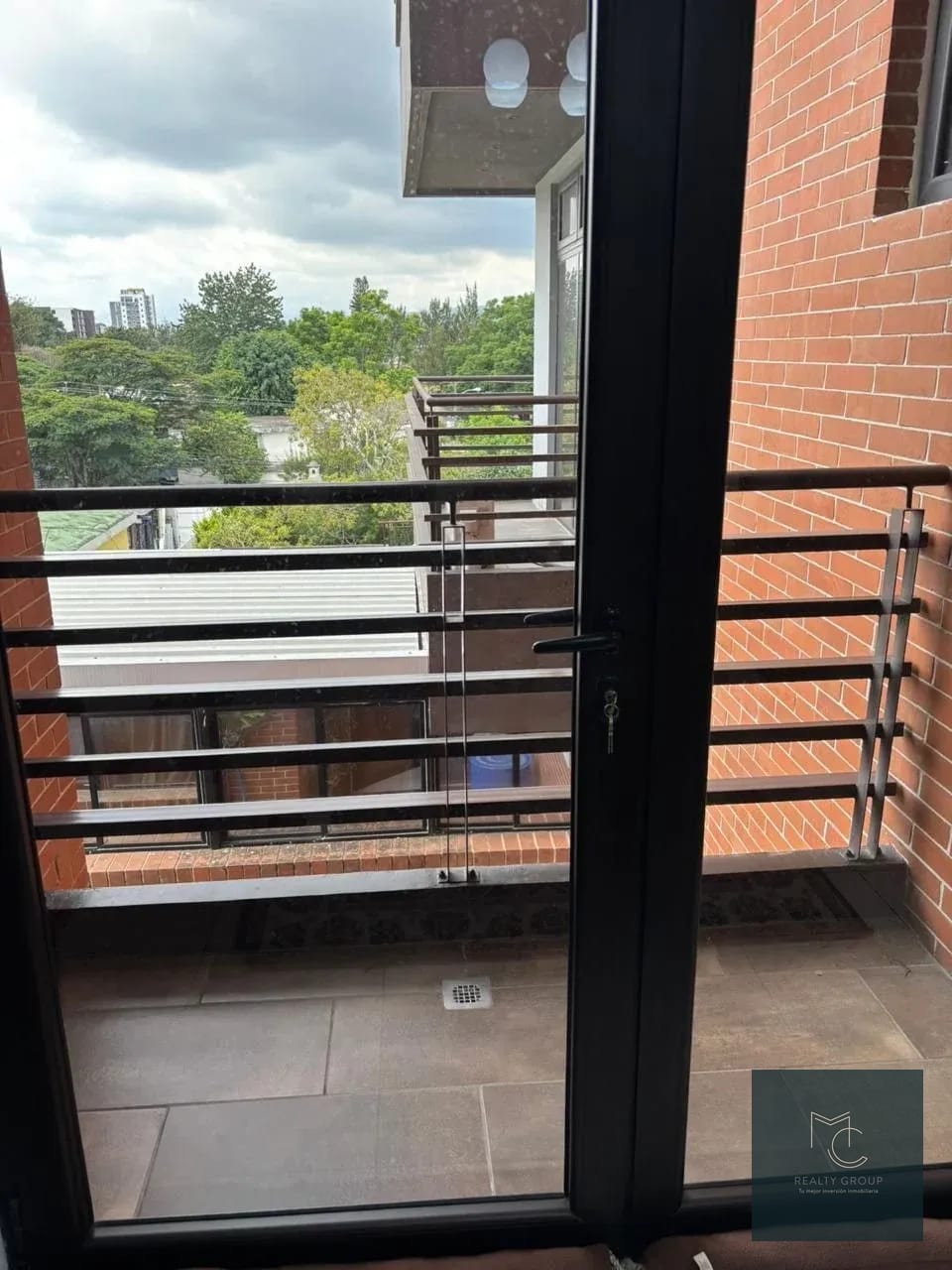 Apartamento AMUEBLADO en VENTA- Zona 11 — Apartamento en Venta en Zona 11, Guatemala, Ciudad — foto 13 de 14