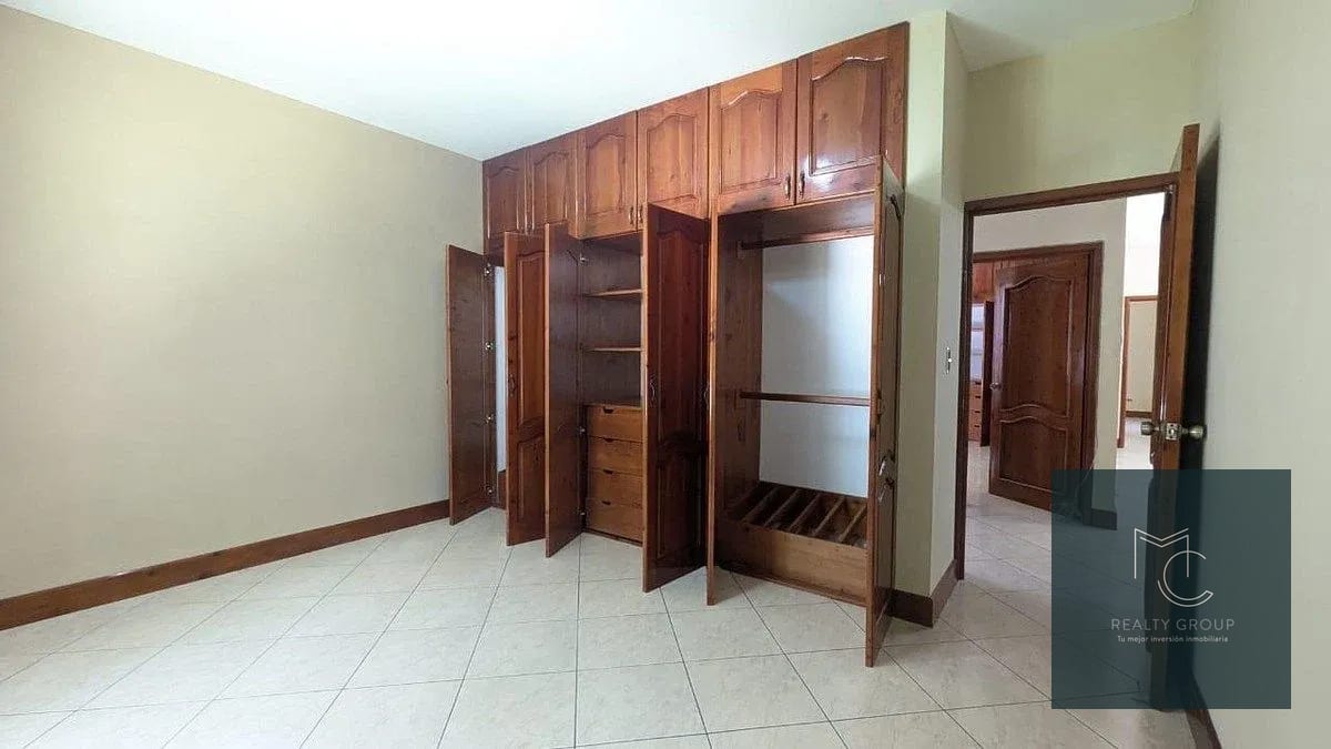 Casa Renta/venta Residenciales el Ensueño — Casa en Alquiler en San Lucas Sacatepéquez, Sacatepéquez — foto 14 de 17