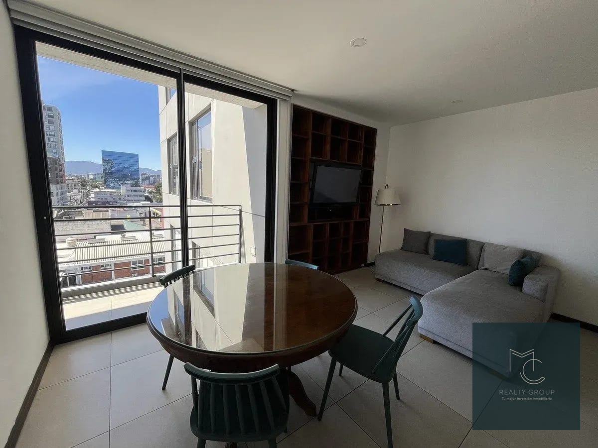 Apartamento semi amueblado en RENTA y VENTA - zona 10 — Apartamento en Alquiler en Mira, Zona 10, Guatemala, Ciudad — foto 12 de 14