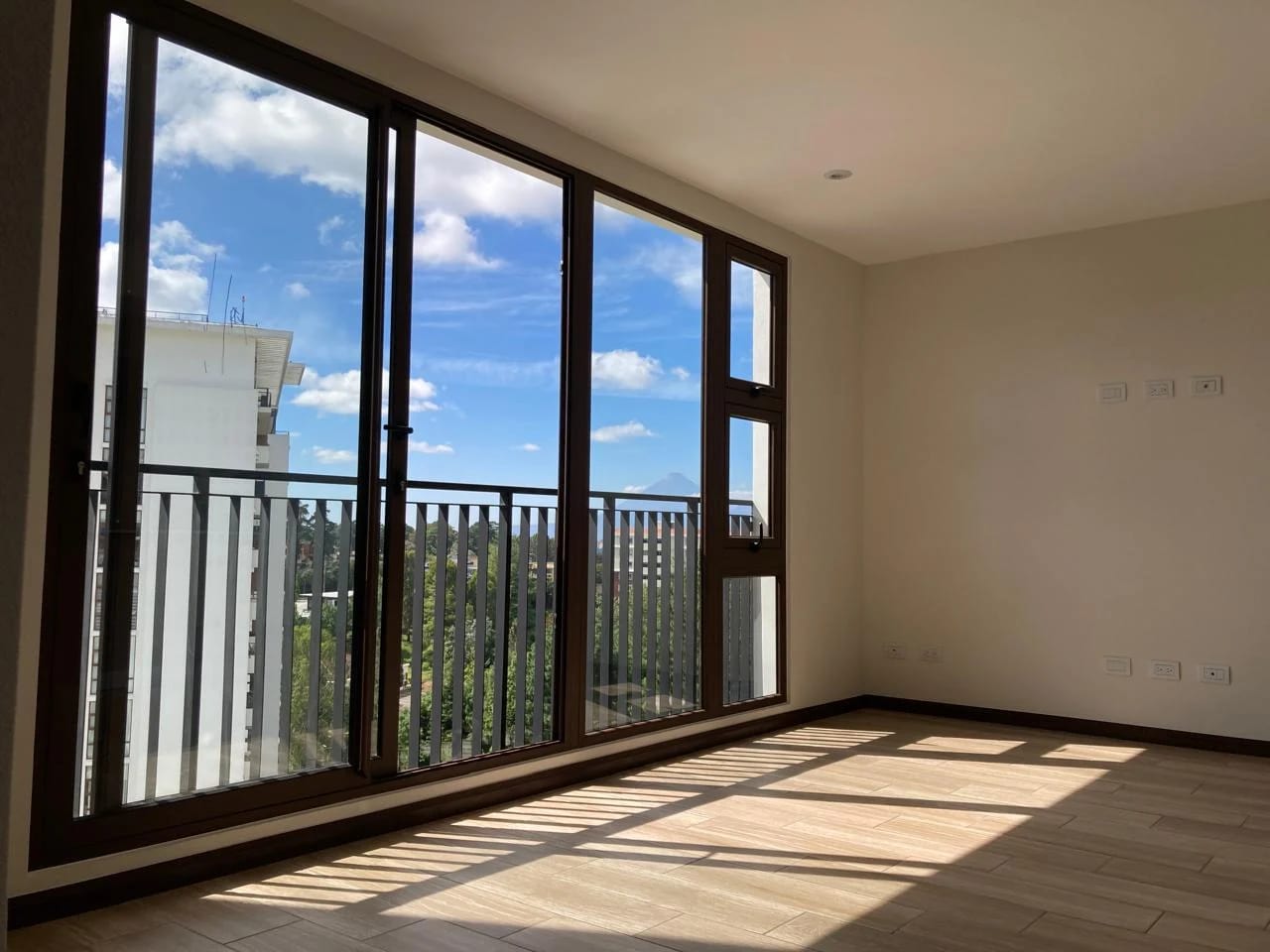 Lindo Apartamento en Venta en 20/21 zona 16 — Apartamento en Venta en San Isidro 20/21, Zona 16, Guatemala, Ciudad — foto 9 de 10