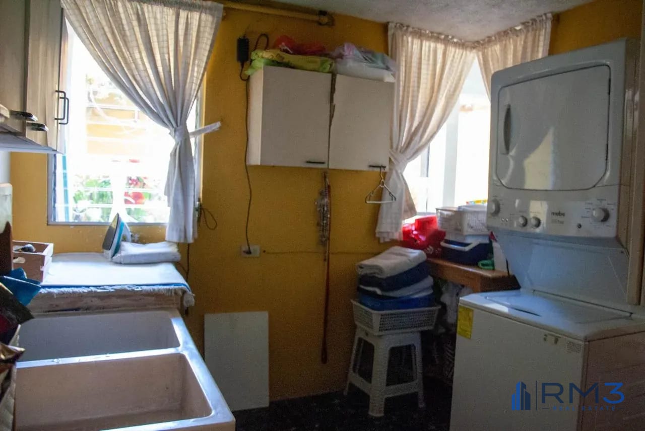 Venta de Casa con Piscina en Santa Rita 2, Zona 2 de Mixco — Casa en Venta en Zona 2 Mixco, Guatemala, Ciudad — foto 13 de 14