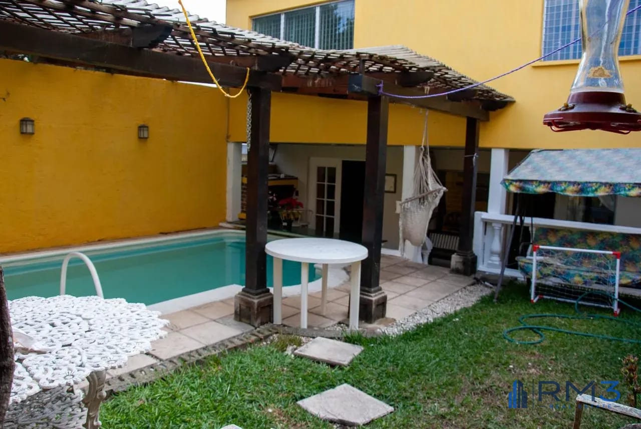 Venta de Casa con Piscina en Santa Rita 2, Zona 2 de Mixco — Casa en Venta en Zona 2 Mixco, Guatemala, Ciudad — foto 12 de 14
